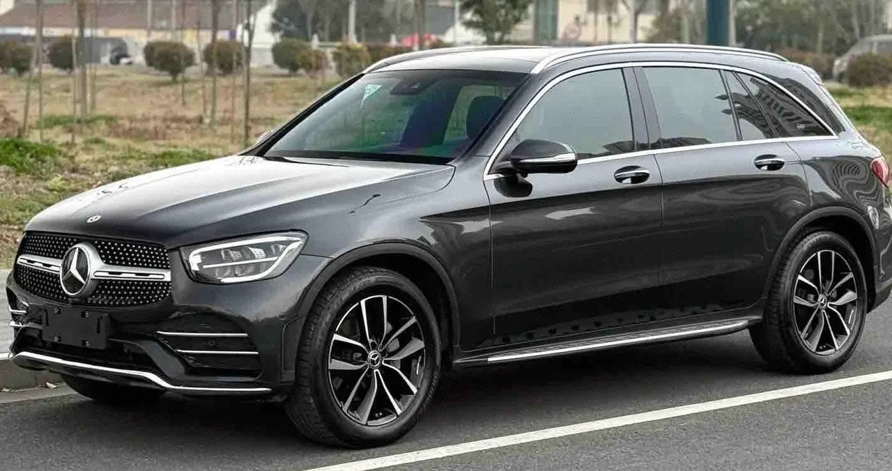 Open image lightbox: Mercedes Benz 2020 GLC 300 L 4MATIC 2.0T Dynamic (Modified) Automatic Gear