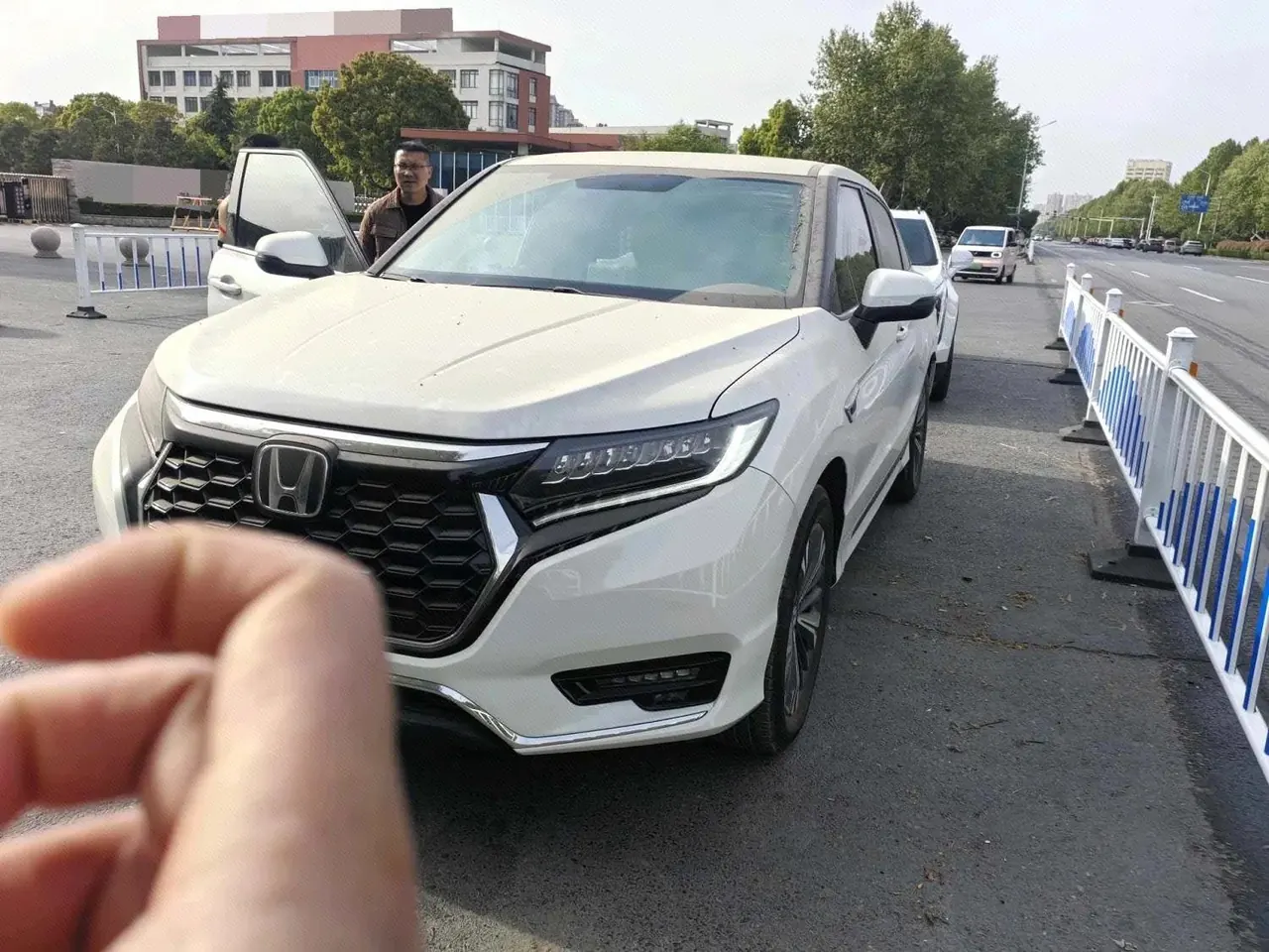 打开图片灯箱:Honda 2024 UR-V 1.5T Stepless 240TURBO Two-Drive Zhiyue Edition Automatic Gear