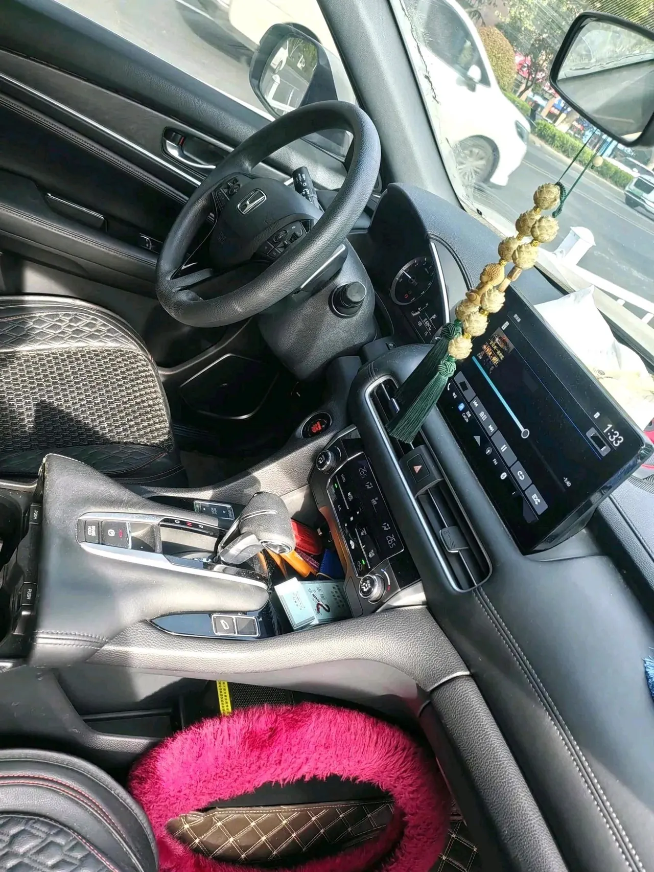 Honda 2024 UR-V 1.5T Stepless 240TURBO Two-Drive Zhiyue Edition Automatic Gear 4