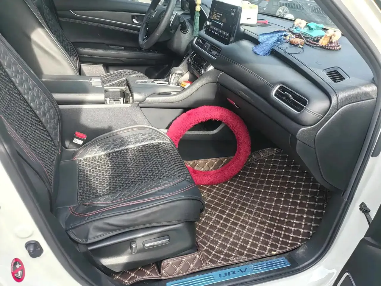 Honda 2024 UR-V 1.5T Stepless 240TURBO Two-Drive Zhiyue Edition Automatic Gear 5