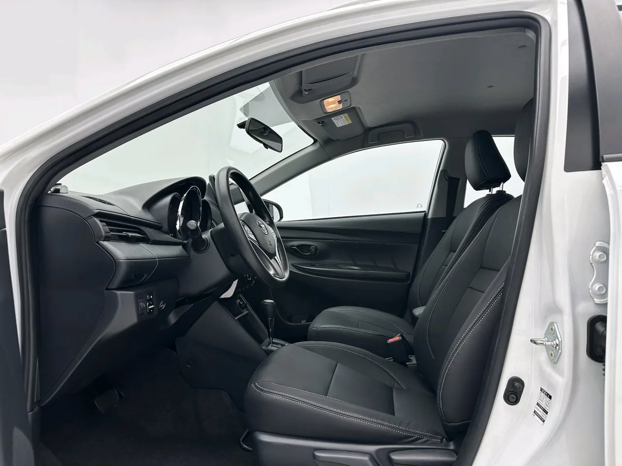 Toyota yaris 2022 YARiS L to dazzle X 1.5 stepless luxury PLUS version of automatic gear 5