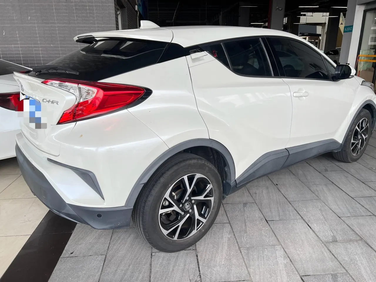 Toyota 2020 C- HR 2.0 stepless leading version of automatic gear 2