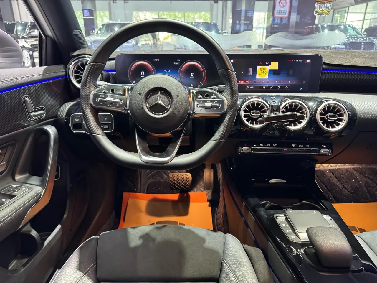 Mercedes Benz Class A 2022 A 200 L 1.3T Fashion (Change 3) Automatic 16