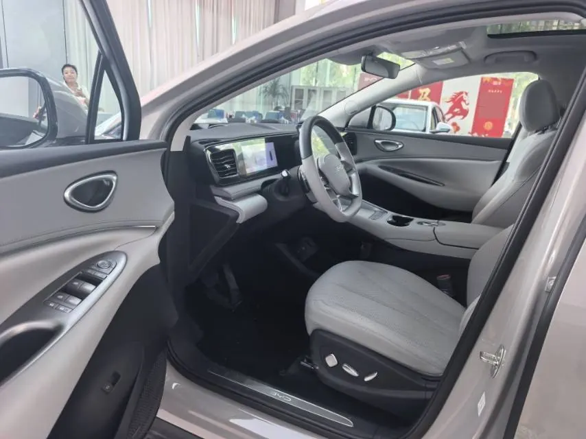 BYD 2026 Sea Lion 06 EV 710 Yuanhang Flagship Automatic Gear 4