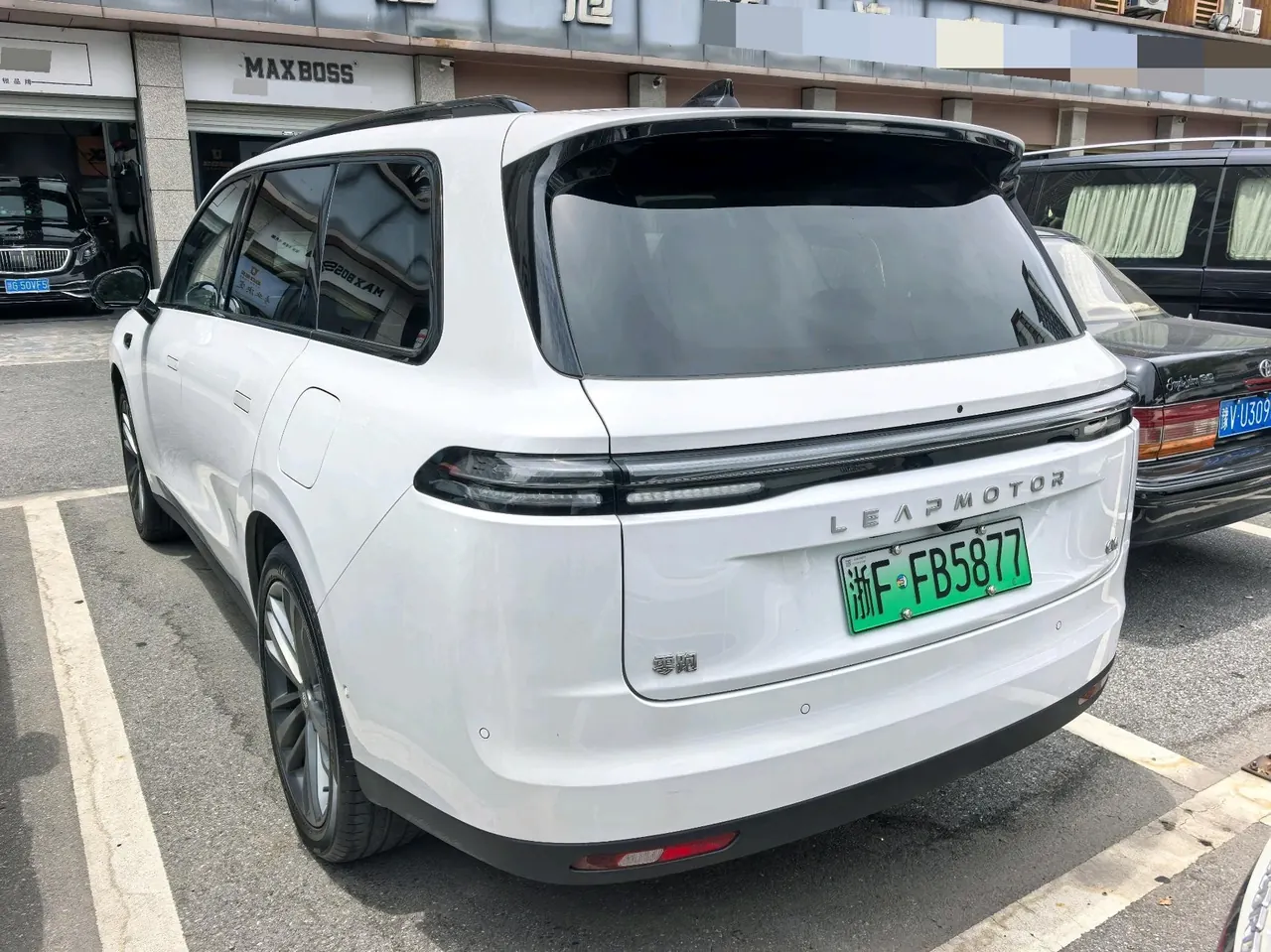 Leapmotor 2026 C 16 280 Laser Radar Zhizun Edition 6-seat Automatic Gear 4