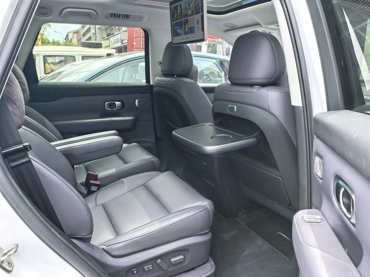 Leapmotor 2026 C 16 280 Laser Radar Zhizun Edition 6-seat Automatic Gear 9