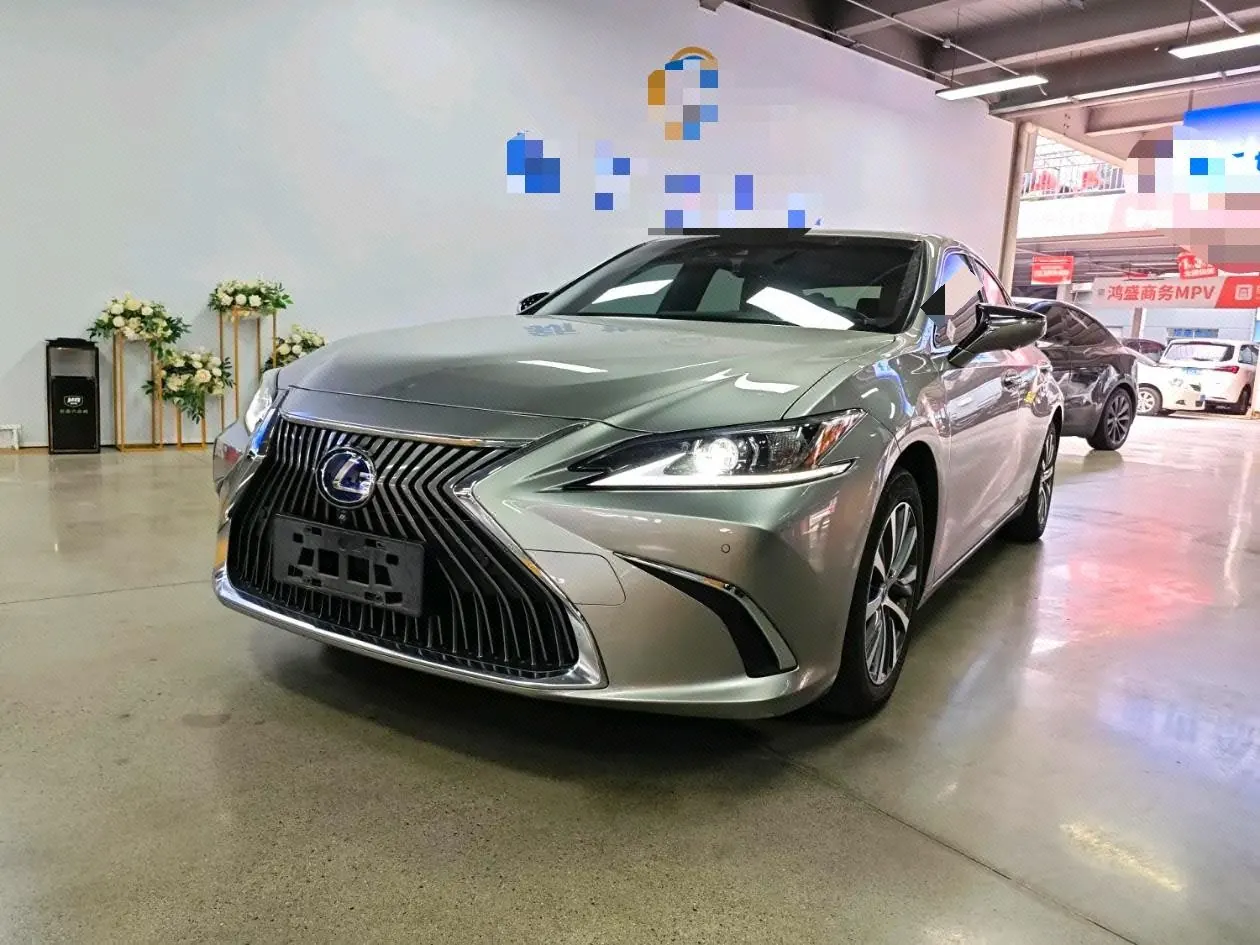 Open image lightbox: Lexus ES (Imported) 2020 ES300h 2.5 Stepless Excellence Edition Automatic Gear