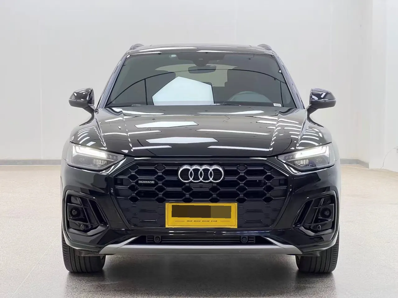 Open image lightbox: Audi 2025 Q5L 2.0TFSI 40TFSI luxury dynamic automatic