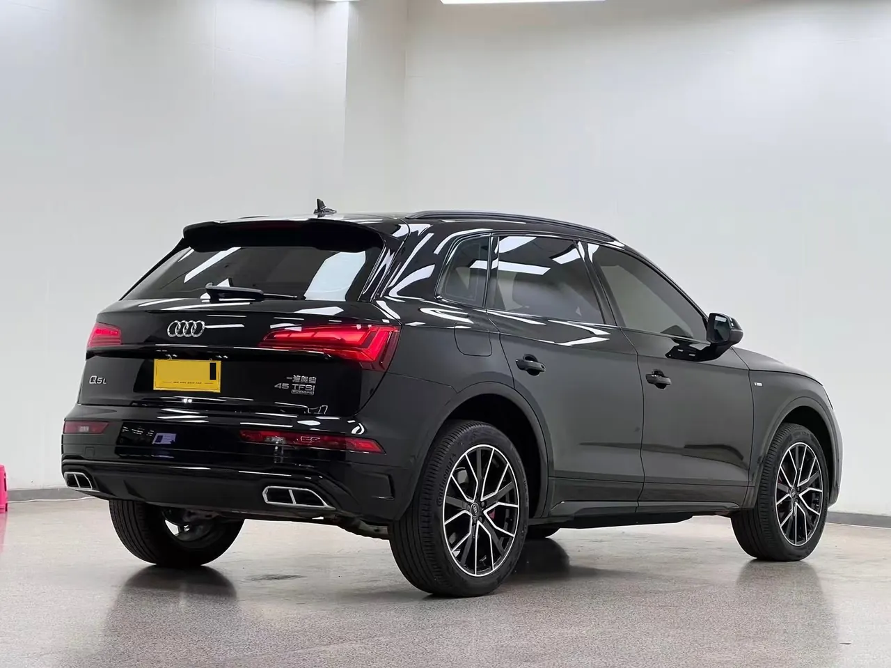 Audi 2025 Q5L 2.0TFSI 40TFSI luxury dynamic automatic 4