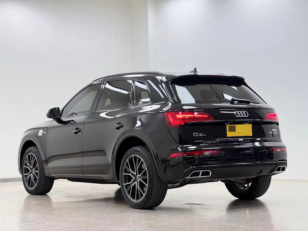 Audi 2025 Q5L 2.0TFSI 40TFSI luxury dynamic automatic 6