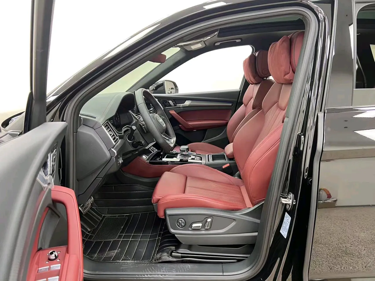 Audi 2025 Q5L 2.0TFSI 40TFSI luxury dynamic automatic 7