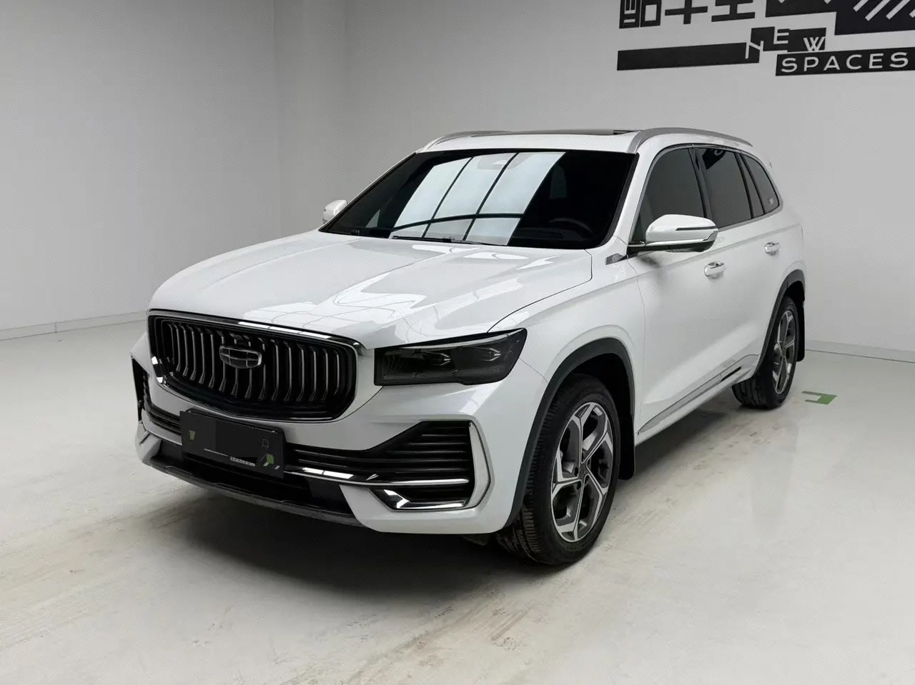 打开图片灯箱:Geely 2021 XingyueL (Monjaro) 2.0TD EVO two-wheel drive distinguished automatic transmission