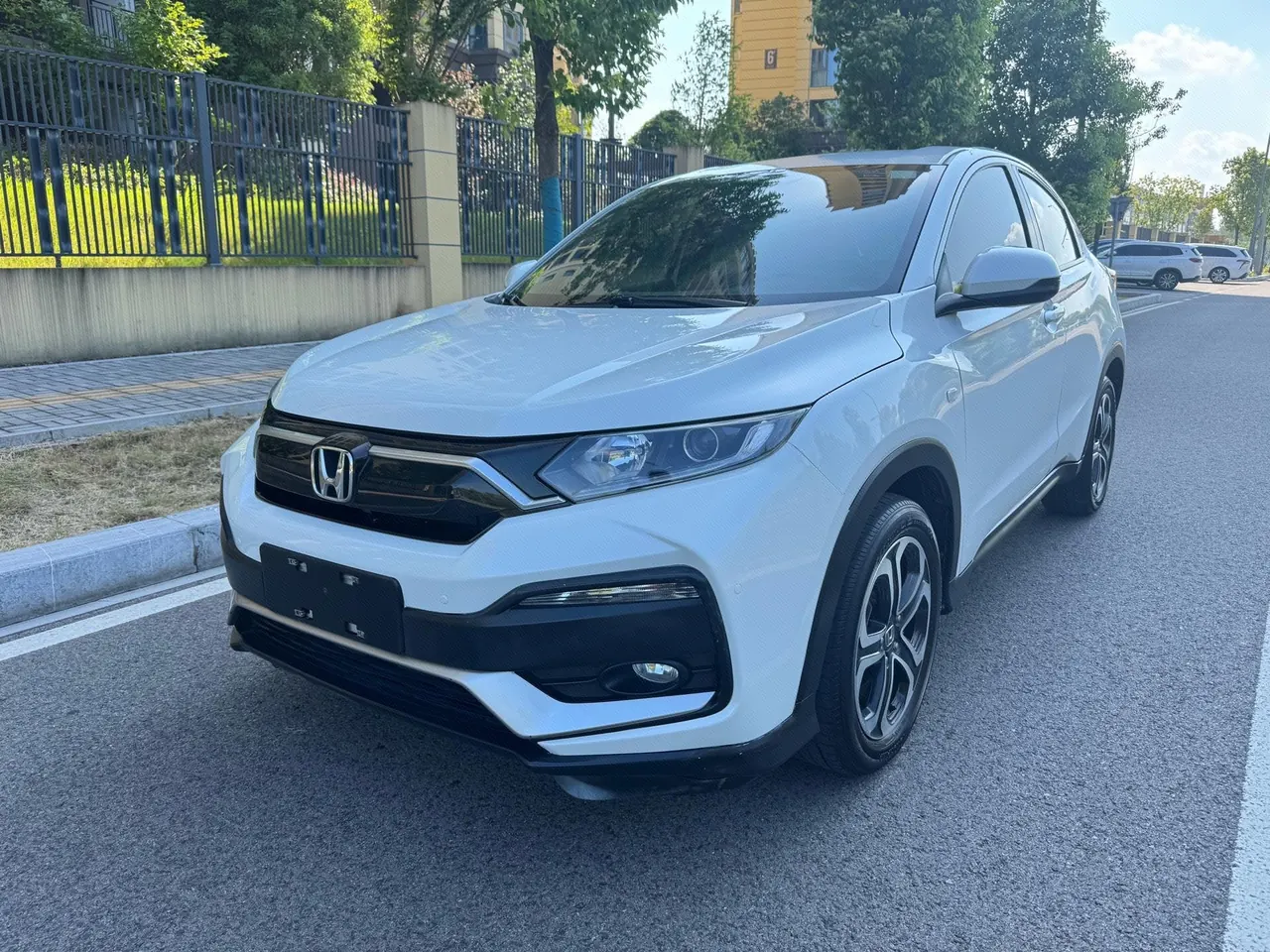 Open image lightbox: Honda 2021 XR-V 1.5 stepless classic automatic gear