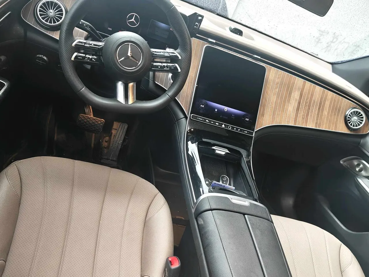 Mercedes Benz 2024 EQE SUV 500 4MATIC EQE SUV 500 4MATIC Deluxe Edition Automatic 2