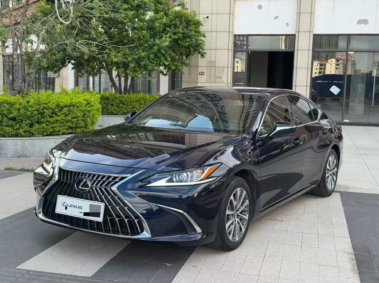 Open image lightbox: Lexus ES (Imported) 2022 ES200 2.0 Stepless Premium Edition Automatic Gear