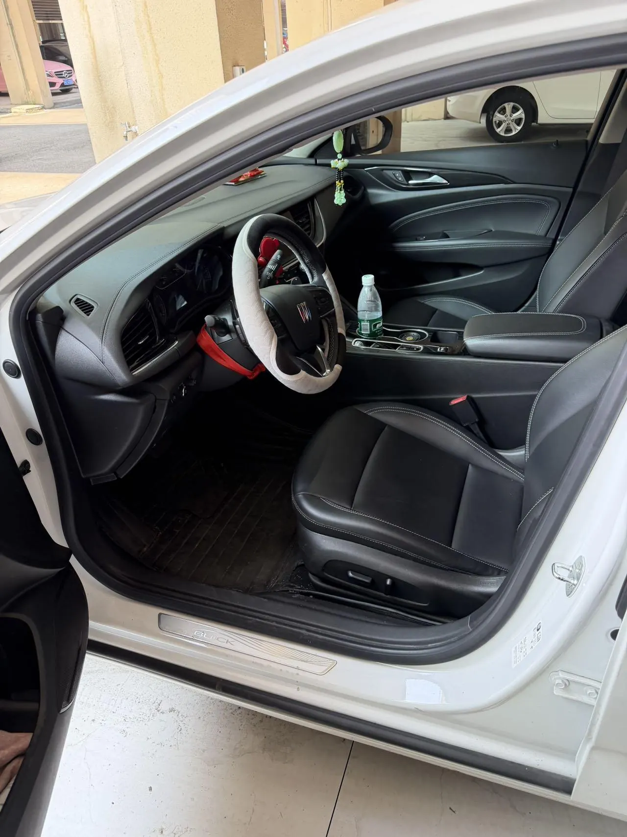 Buick 2024 Regal 1.5T 25T Super Edition Automatic Gear 2