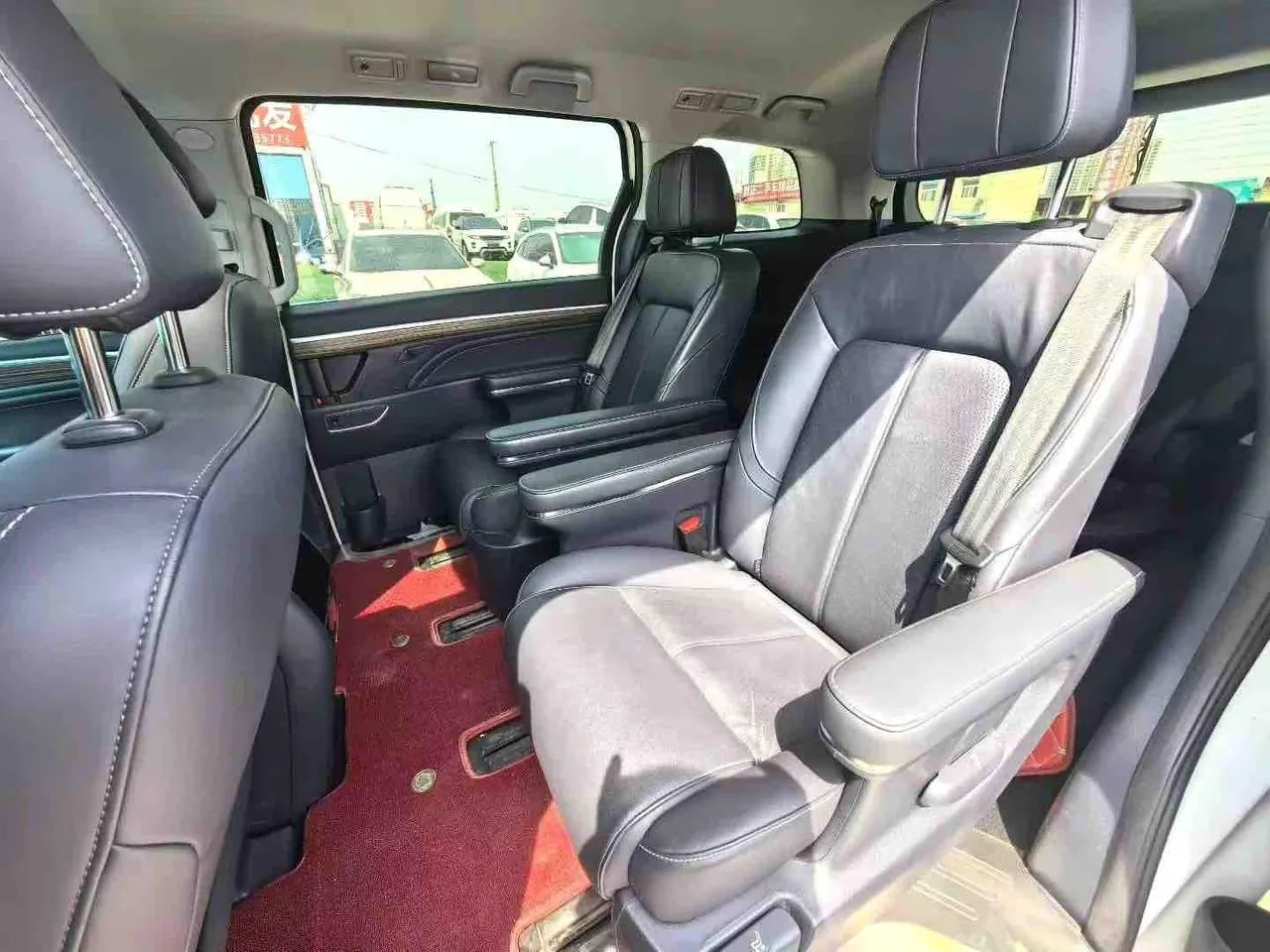 Chuanqi 2021 M8 2.0T 390T Lingxiu Series Deluxe Edition Automatic Gear 5