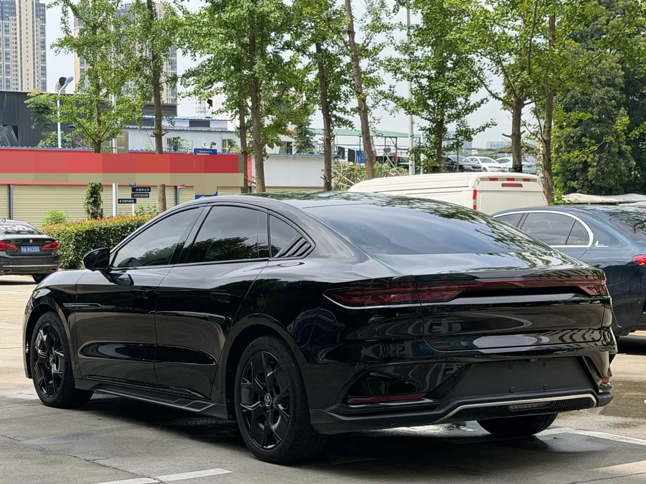 BYD 2022 Han Chuangshi 715KM precursor flagship automatic gear 9