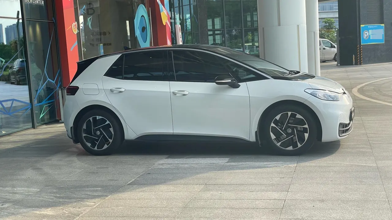 Volkswagen 2024 ID. 3 superior version of automatic transmission 4