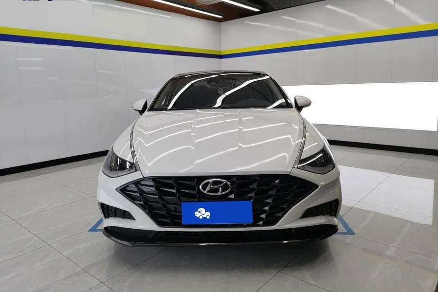 Hyundai 2020 10th Generation Sonata 1.5TGDi 270TGDi GLS Elite Edition Automatic Gear 3