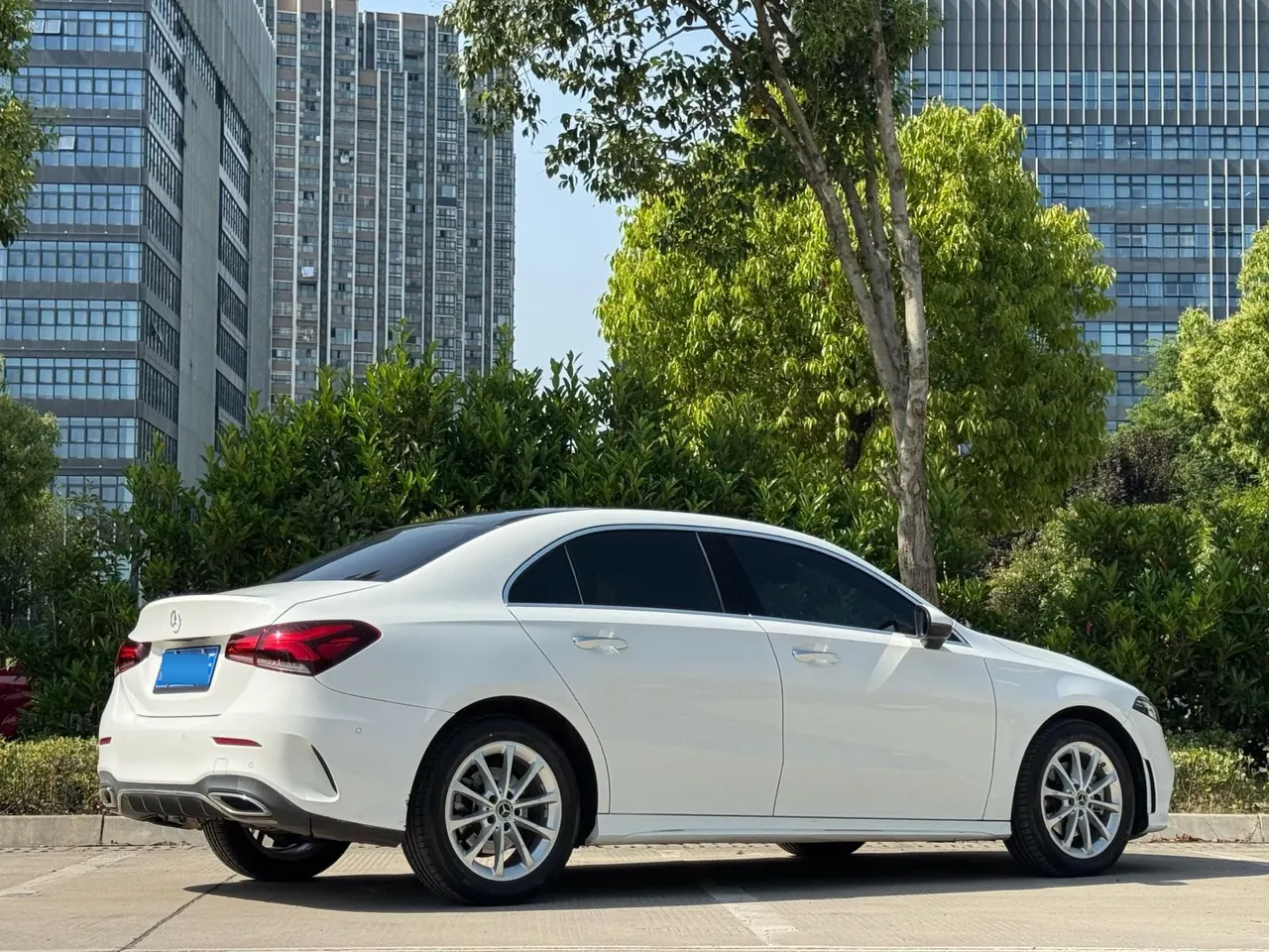 Mercedes Benz Class A 2020 A 200 L 1.3T Fashion (Modified) Automatic Gear 4
