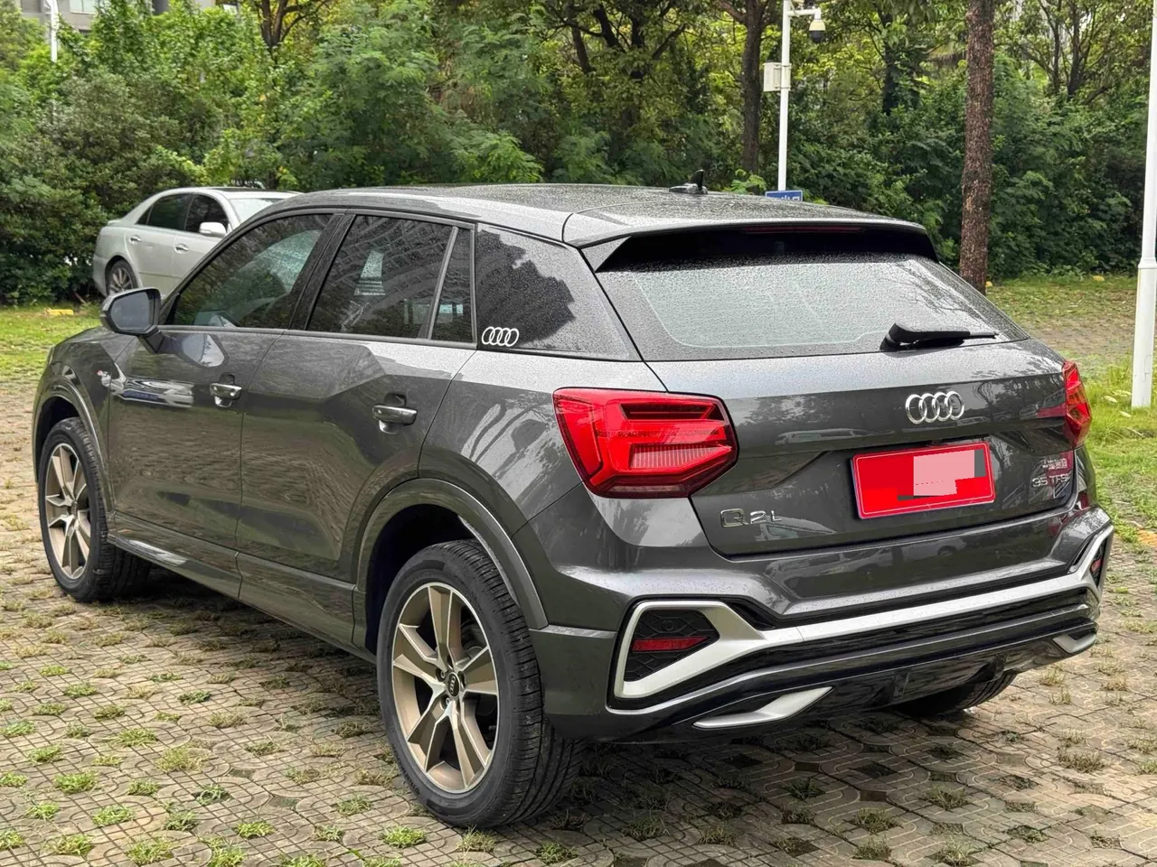 Audi 2022 Q2L 1.4TFSI 35TFSI Fashion Dynamic Automatic 3