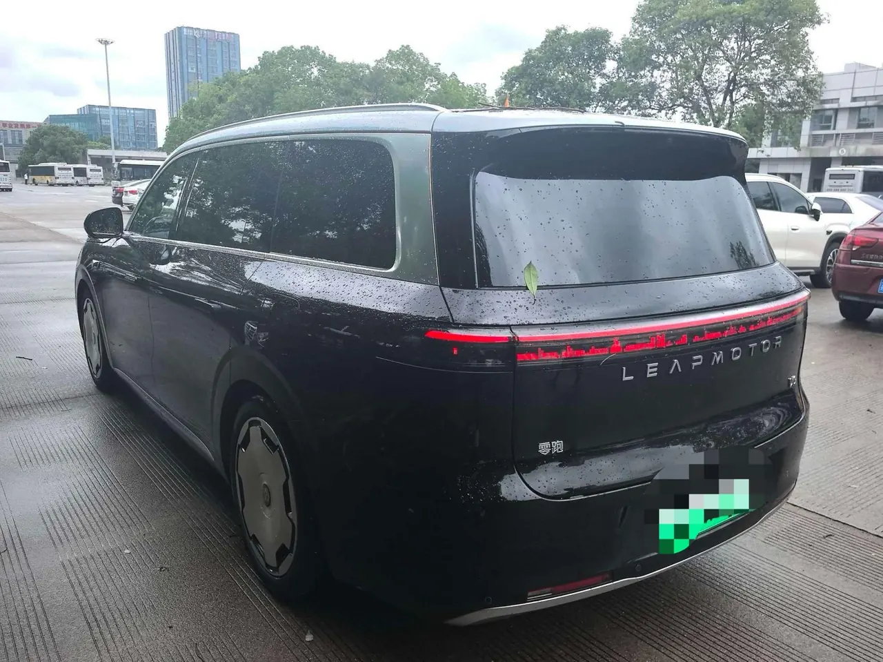Leapmotor 2026 D 19 720 Zhizun Edition 7-seat Automatic Gear 6