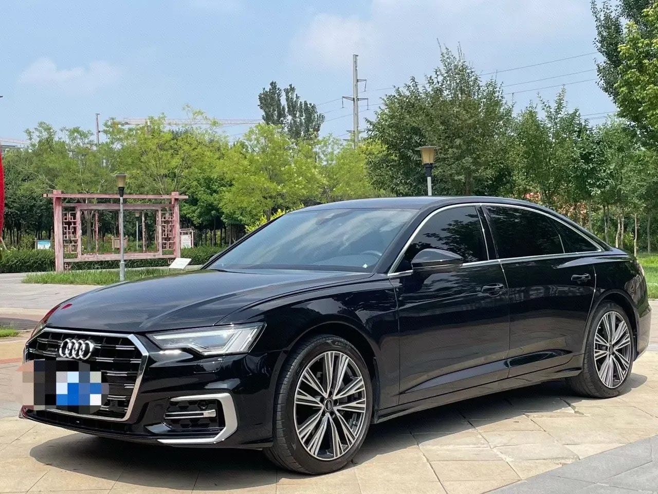 Open image lightbox: Audi 2025 A6L 2.0TFSI 45TFSI Quattro Selected Dynamic Automatic