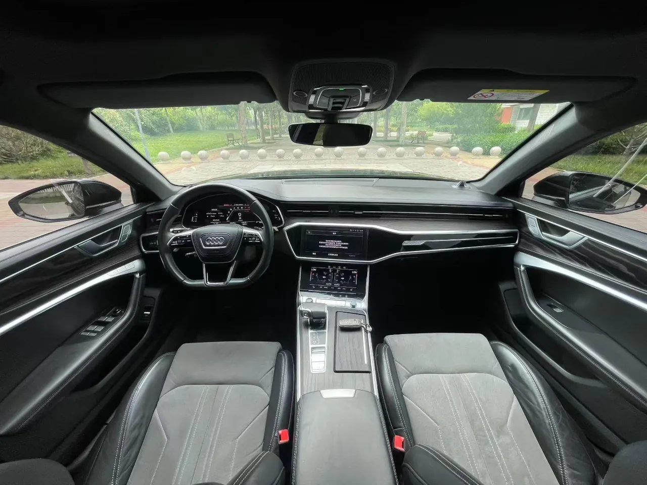 Audi 2025 A6L 2.0TFSI 45TFSI Quattro Selected Dynamic Automatic 5