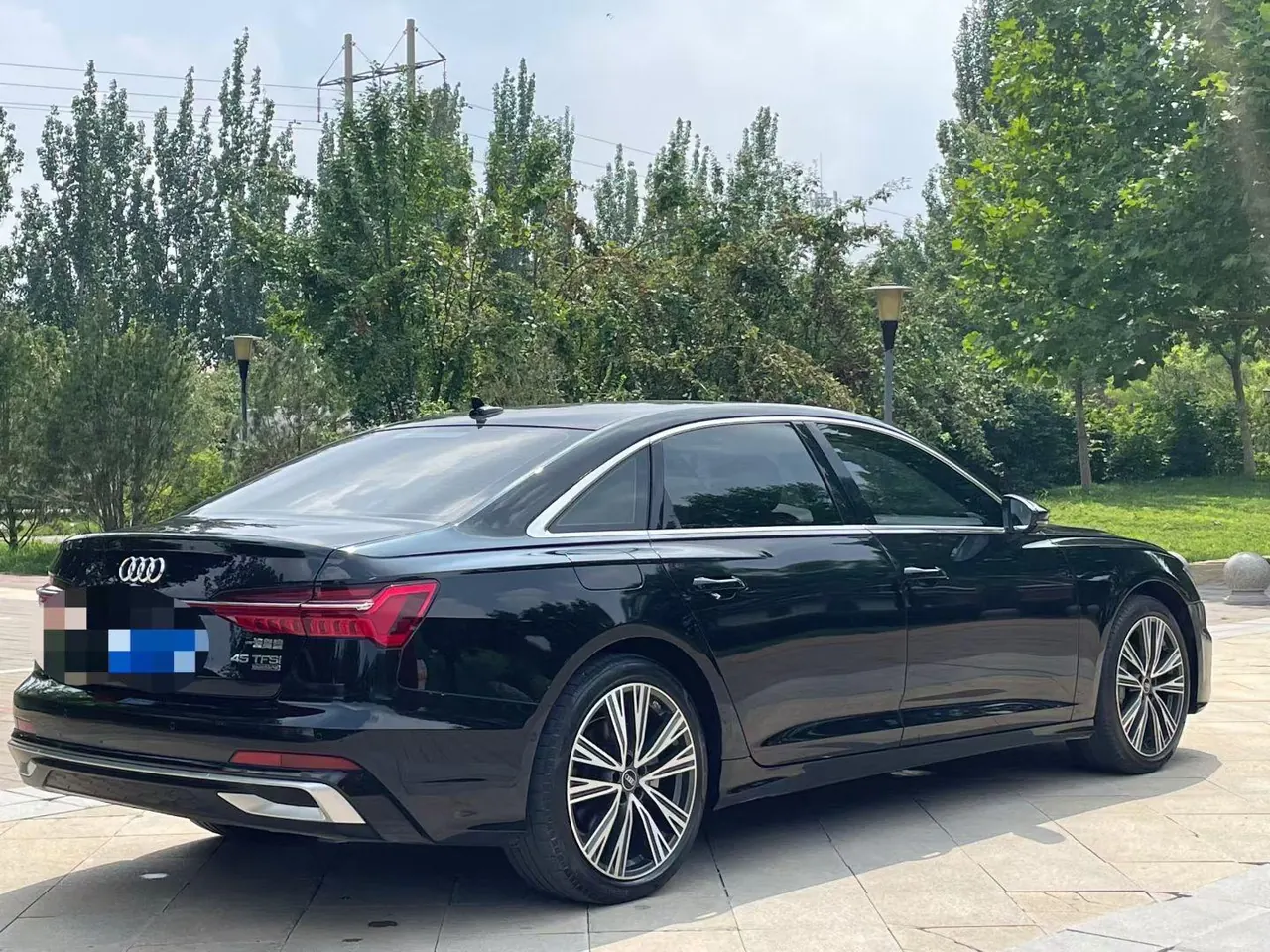 Audi 2025 A6L 2.0TFSI 45TFSI Quattro Selected Dynamic Automatic 8