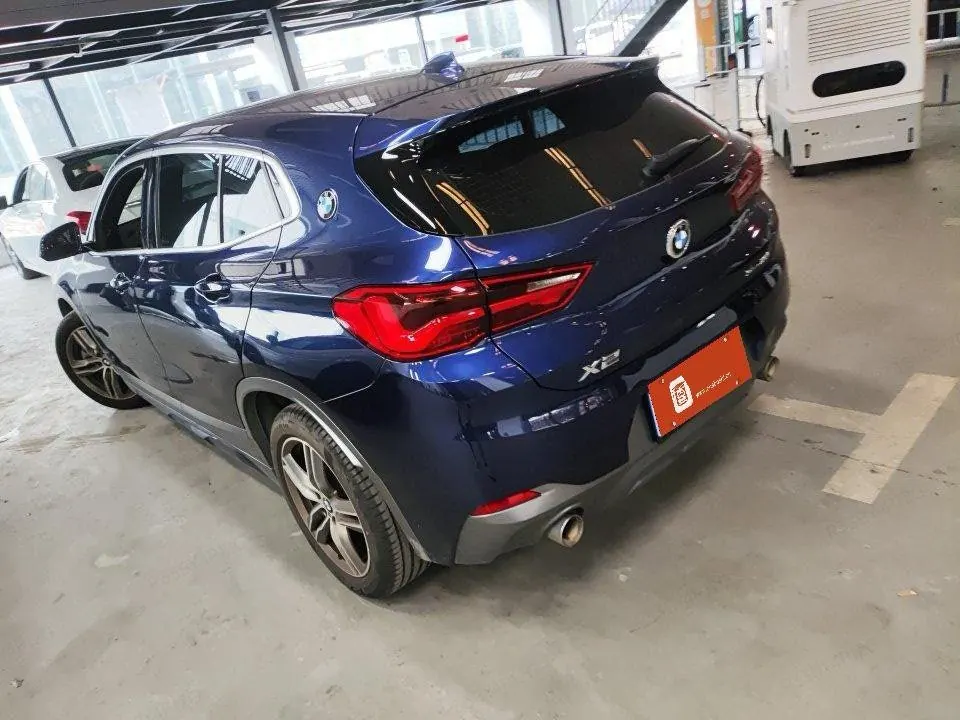 BMW 2020 X2 xDrive25i 2.0T M off-road set automatic gear 4