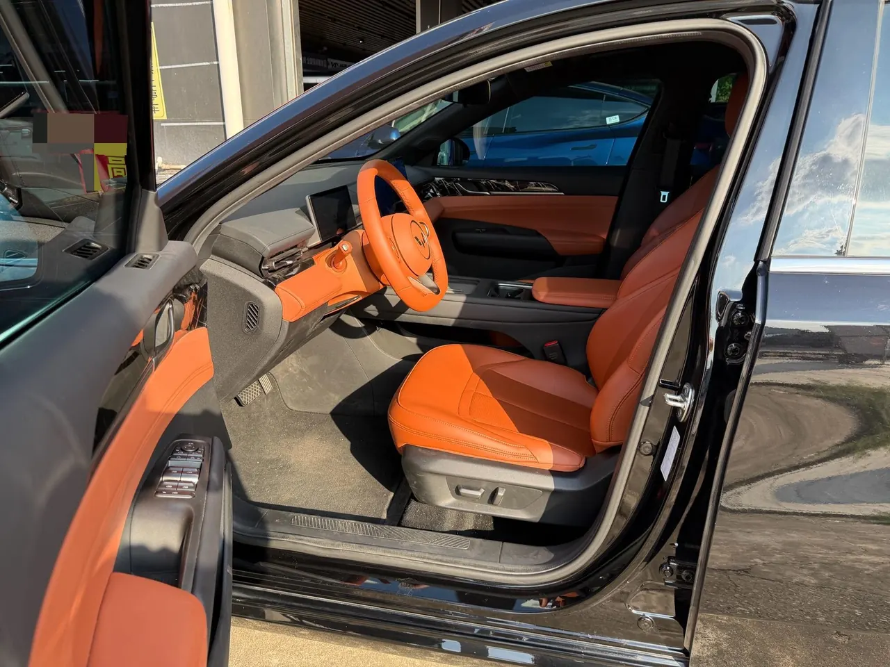 WuLing 2025 Starlight EV 610km Intelligent Flagship Automatic Gear 4