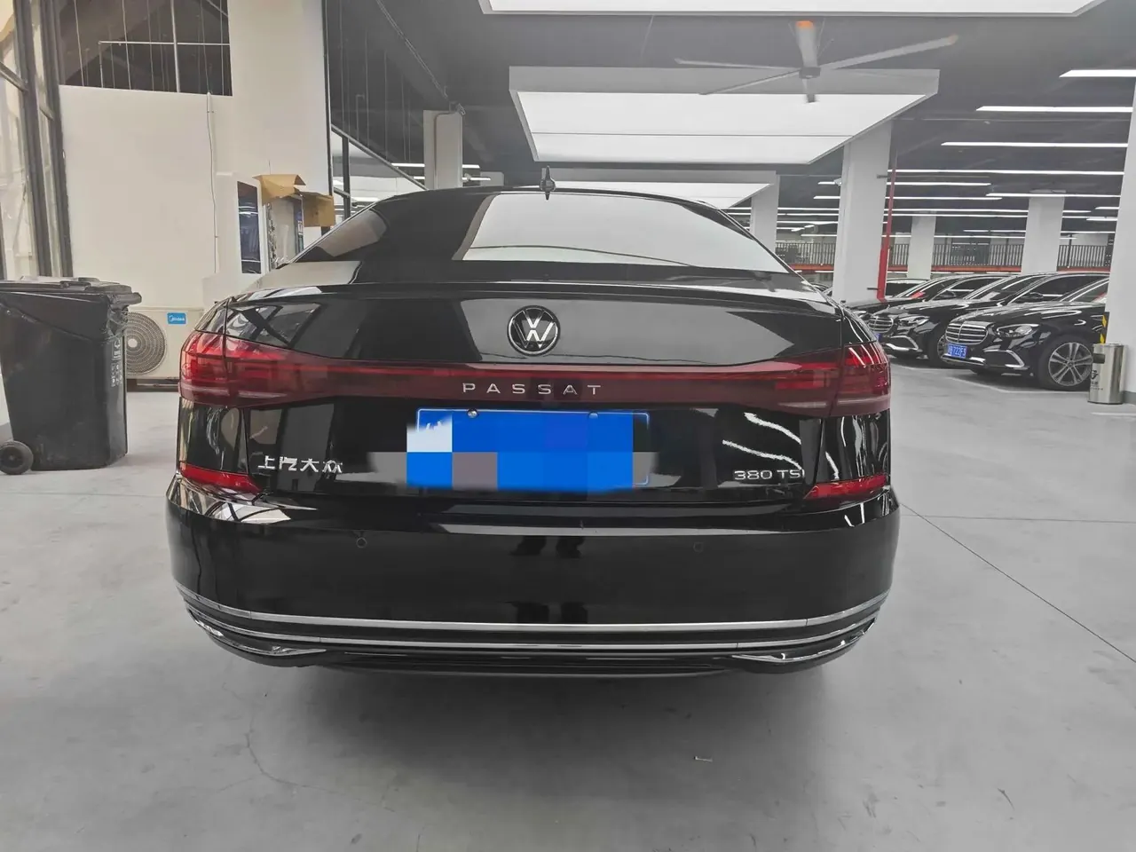 Volkswagen 2025 Passat 2.0TSI 330TSI outstanding star elite edition automatic gear 5