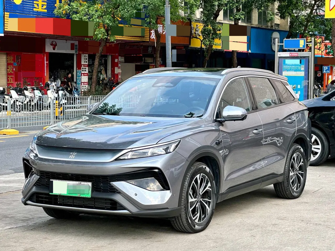 打开图片灯箱:BYD Song Pro New Energy 2025 Song Pro DM-i 1.5 Stepless Smart Driving Edition 115KM Exceed Automatic Gear