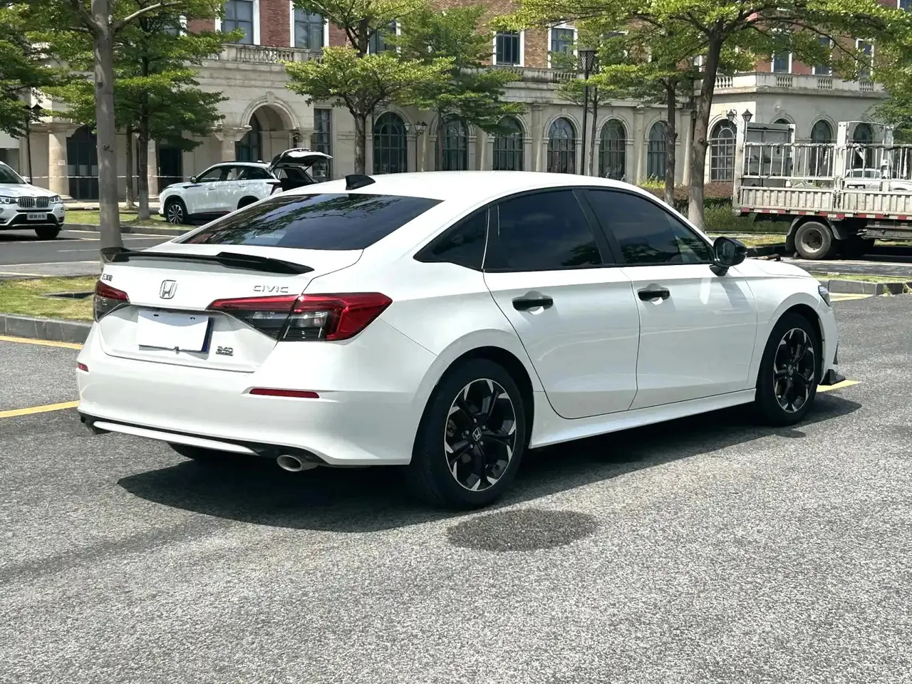 Honda 2022 Civic 1.5T Stepless 240TURBO Combustion Edition Automatic Gear 5