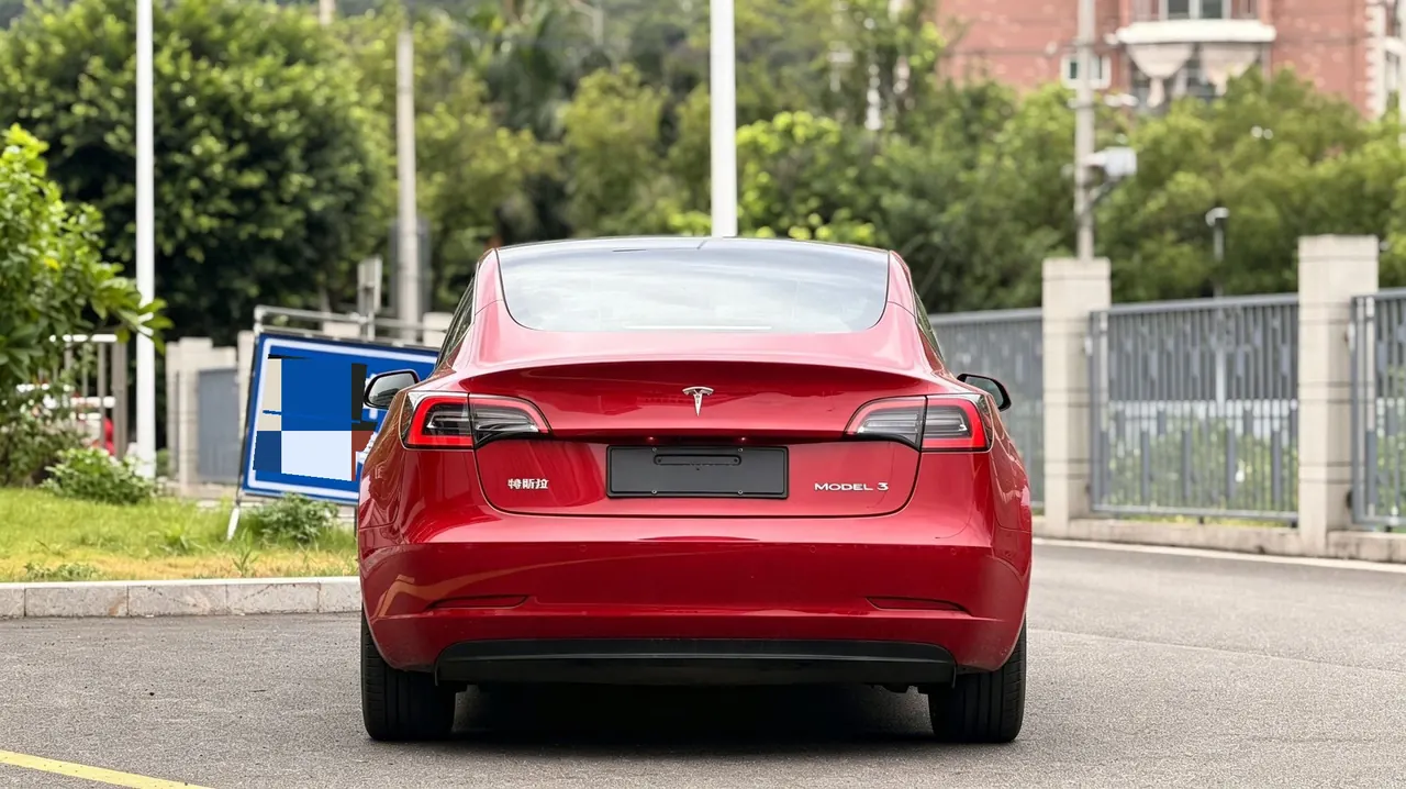 Tesla 2022 Model 3 rear-wheel drive version of automatic transmission 5