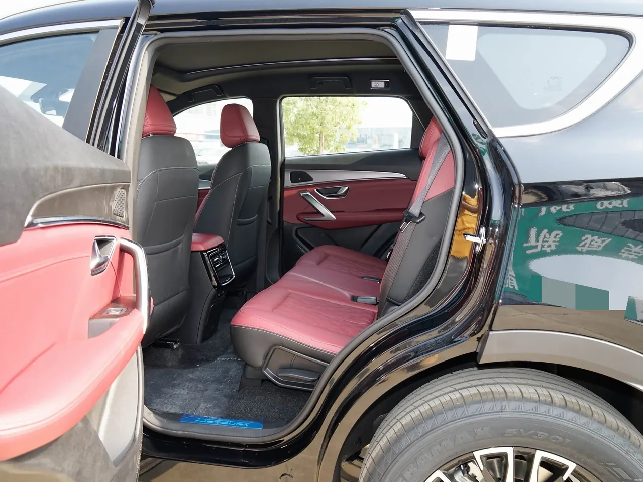 Jetour 2025 X70 1.5T Exceed PRO5 automatic gear 4