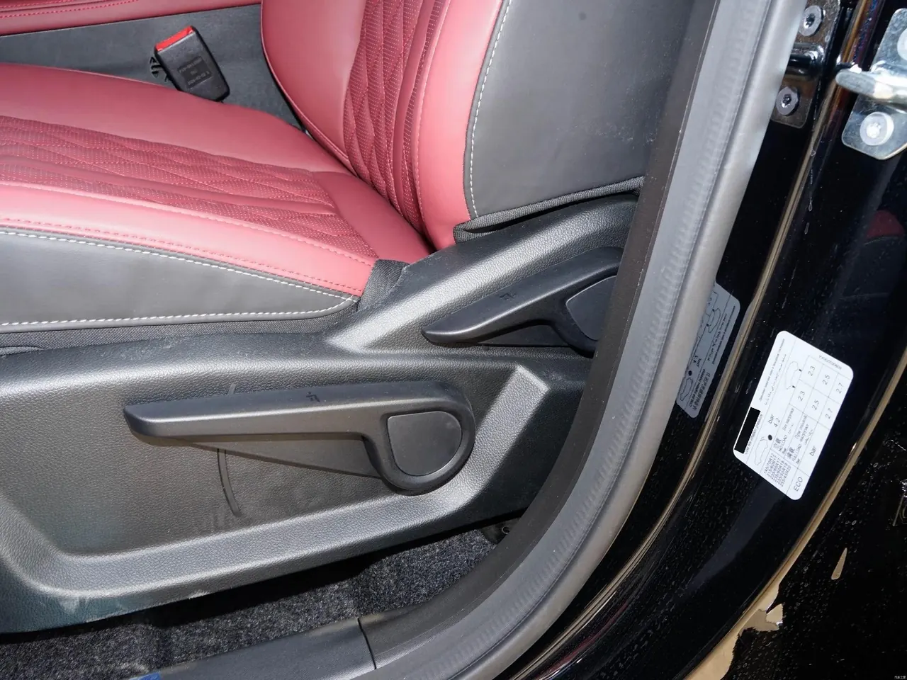 Jetour 2025 X70 1.5T Exceed PRO5 automatic gear 5