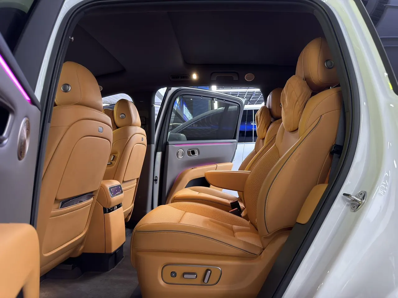 Li 2025 i8 Standard Edition Automatic Gear 6