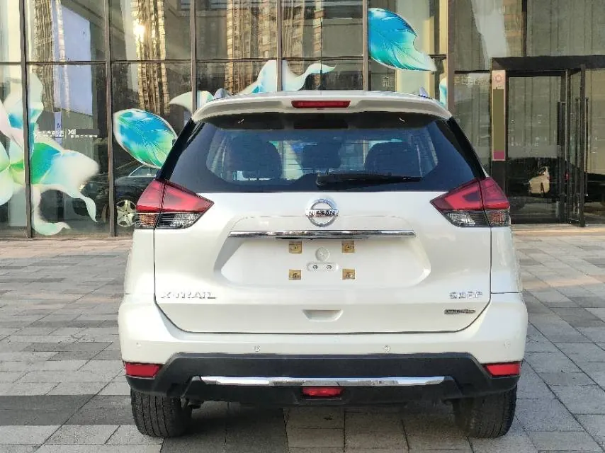 Nissan 2021 Qijun 2.0 Stepless XL ITS Two-Drive Smart Union Comfort Edition Automatic Gear 3