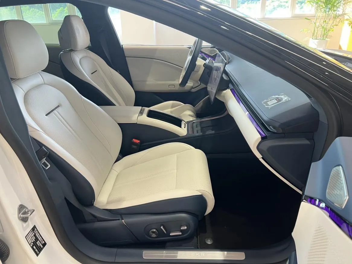 Zeekr 2025 Zeekr 007 Long Endurance Rear Drive Smart Driving Edition 100kWh Automatic Transmission 5