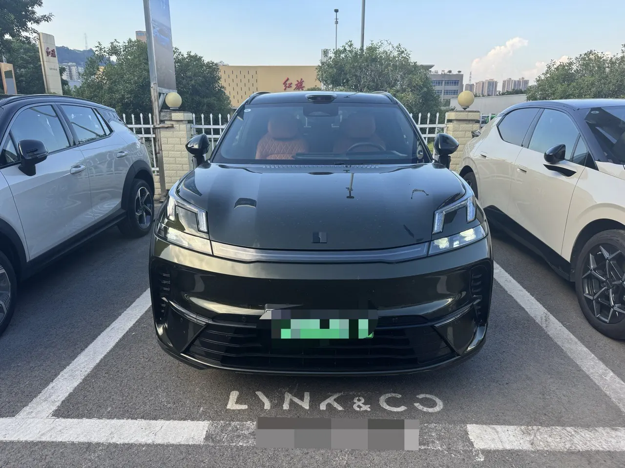 LYNK&amp;CO 2026 LYNK&amp;CO 08 EM-P 1.5T 210 Four-wheel Drive Performance Ultra H7 Automatic Gear 2