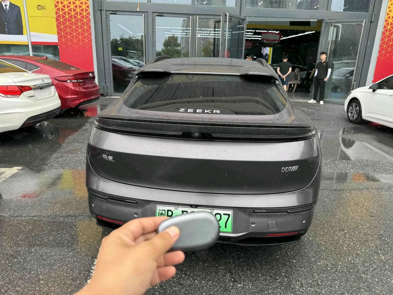 Zeekr 2025 Zeekr 7X 75kWh rear drive smart driving version automatic transmission 5