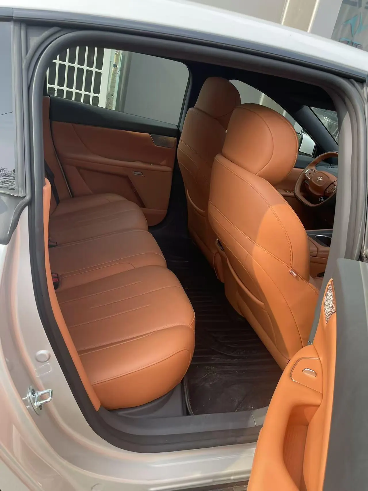 Yi pai 2025 e π 007 565 4-wheel drive Max pilot version automatic gear 5