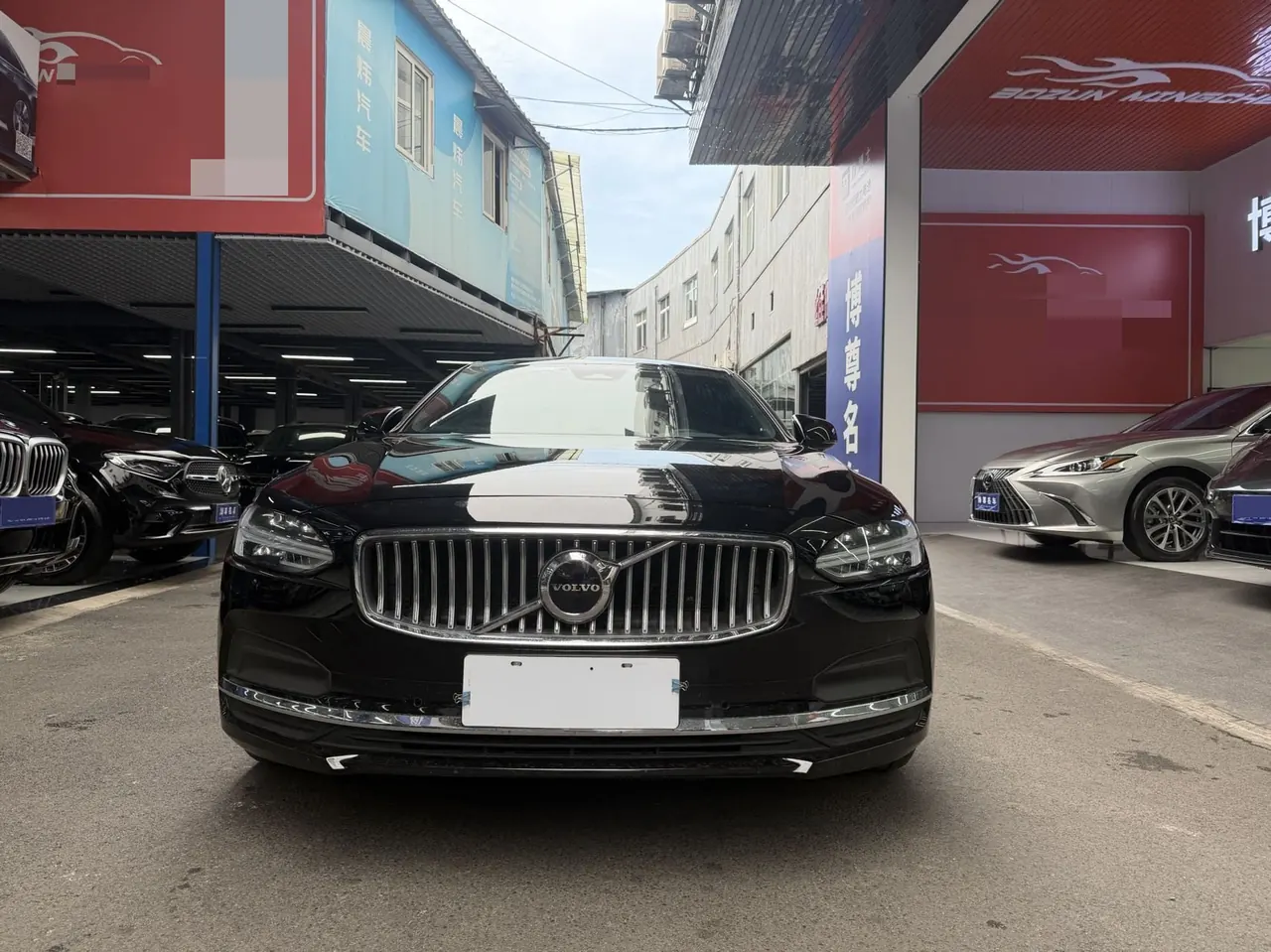 Volvo 2023 S90 48V 2.0T B5 Zhiyuan Deluxe Edition Automatic Gear 2