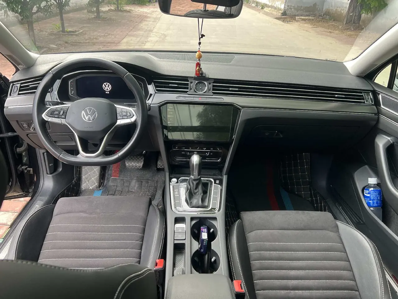 Volkswagen 2020 Magotan 2.0TSI 330TSI luxury automatic transmission 4