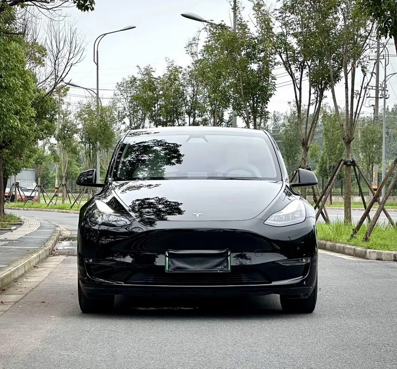 Tesla 2021 Model Y Standard Endurance Rear Drive Automatic Gear 2