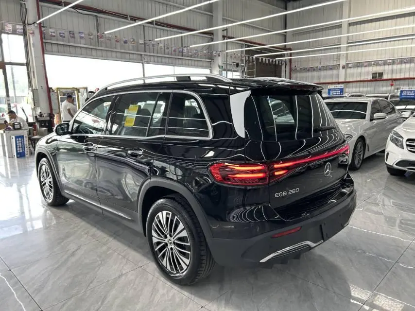 Mercedes Benz 2025 EQB 260 EQB 260 Automatic 7