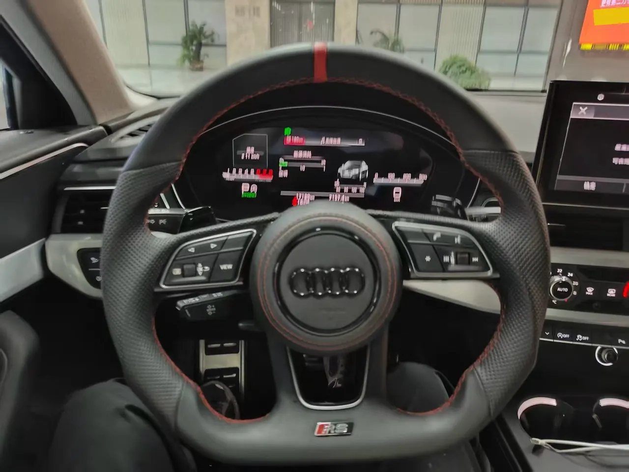 Audi 2025 A4L 2.0TFSI 40TFSI 2 million Yuexiang Edition Fashion Dynamic Automatic Gear 5