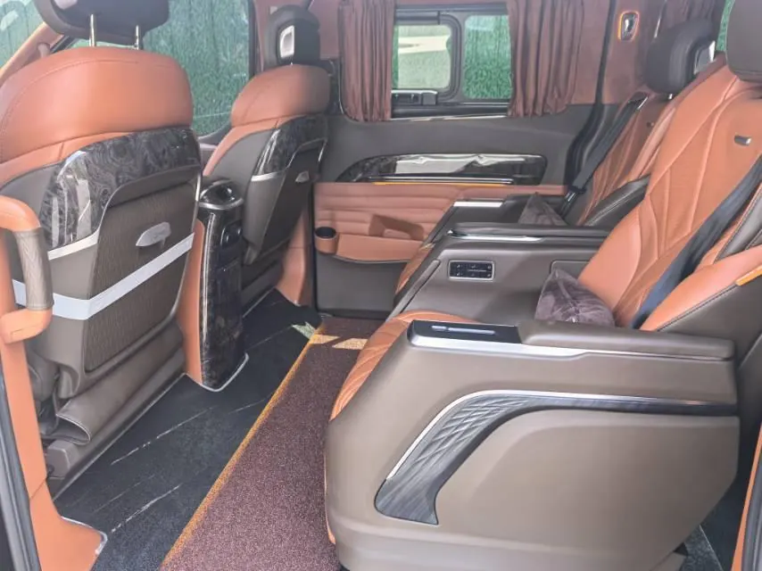 Ford 2020 Touruio 2.0T Business Class Edition Automatic Gear 3